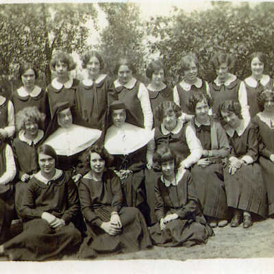 Students from Loretto Academy in Woodlawn