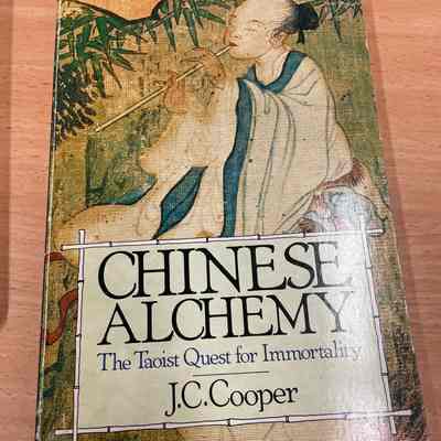 Chinese alchemy : the Taoist quest for immortality