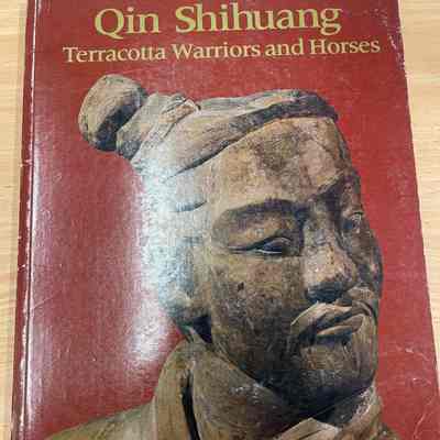 Qin Shihuang : terracotta warriors and horses .
