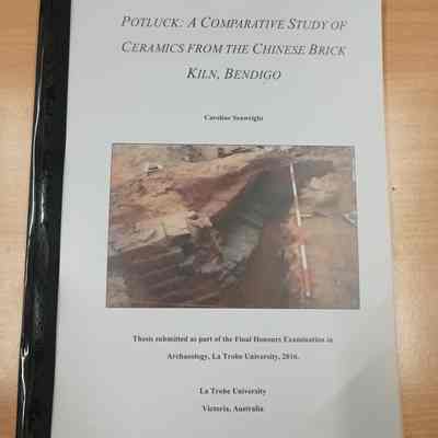 Potluck: a comparative study of ceramics from the Chinese brick kiln, Bendigo [thesis]