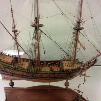 Origsize: 13 inches; Origformat: Artifact