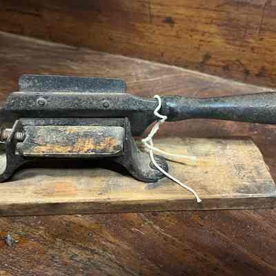 Tobacco Cutter