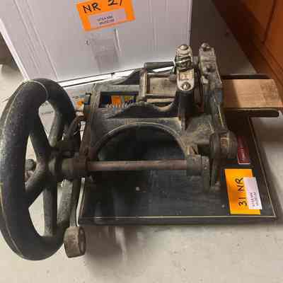Tobacco Cutter