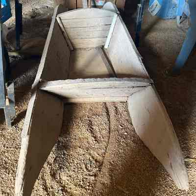 Wheelbarrow