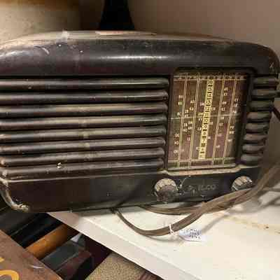 Mantel Radio