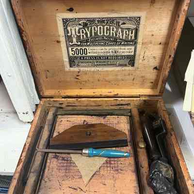 Trypograph
