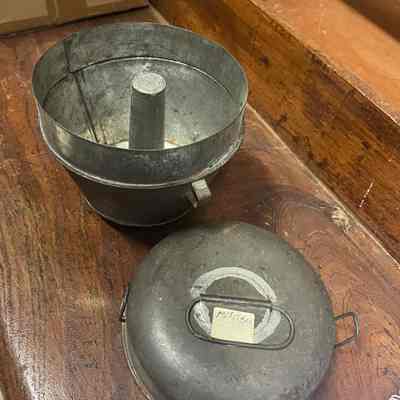 Cake Tin