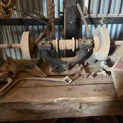 Lathe attached to table