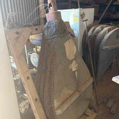 Bellows