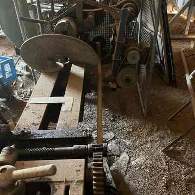 Mechanical pulley system