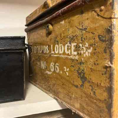 Druids Lodge box