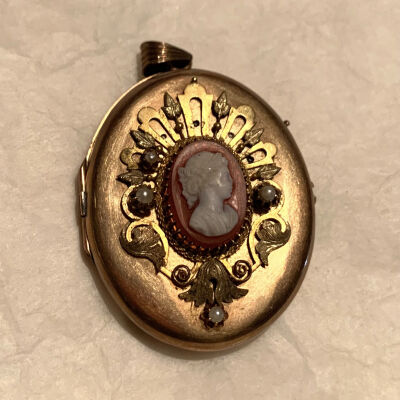 Locket