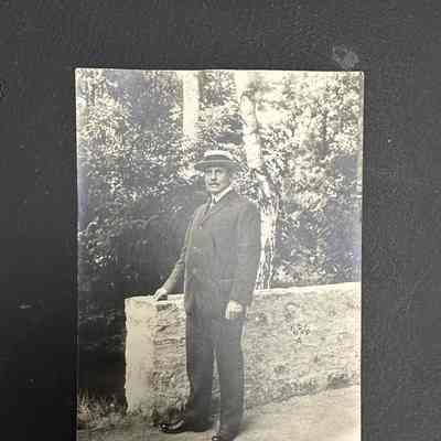Photograph postcard