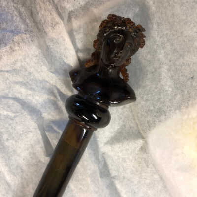 Handle detail