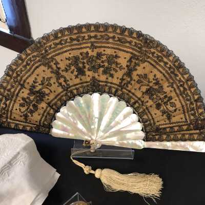 Fan, Hand