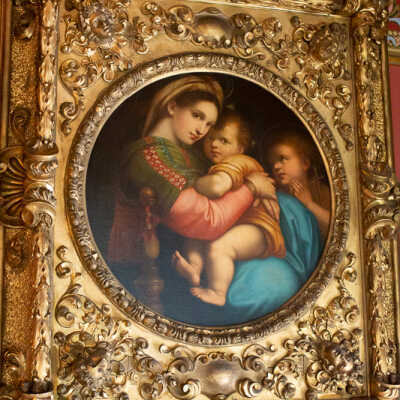 Madonna della Sedia