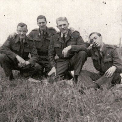 97/Kirkwood Crew: Crew at 207 Squadron.