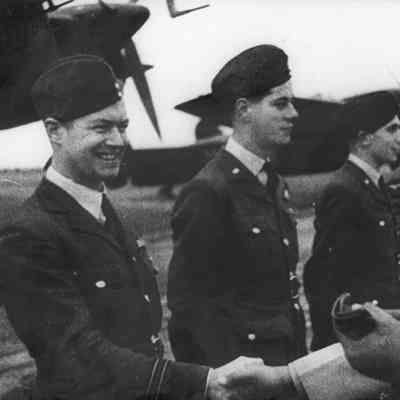 35 Squadron: official visit, 1943