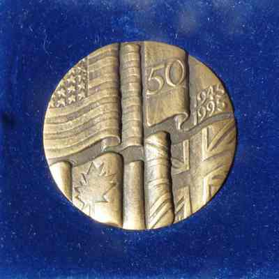 97/Steven: East, commemorative medal