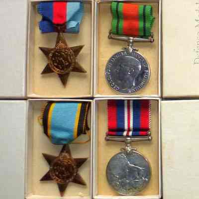 97/Armstrong Crew: David, medals