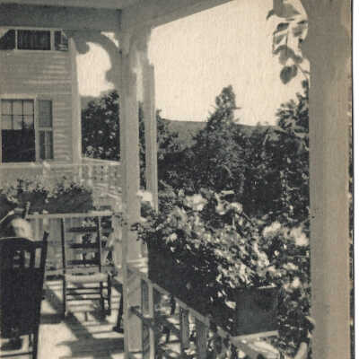 Back Fernside Piazza