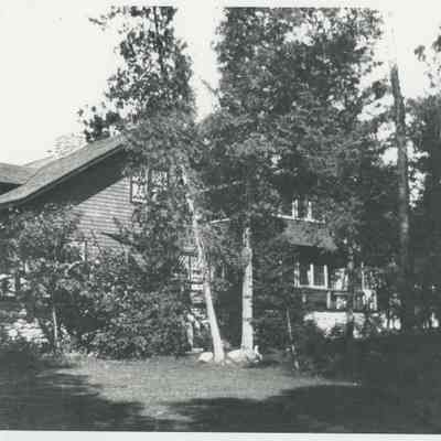 Main Cabin at Cedar Lodge