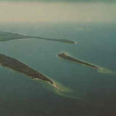 Aerial photograph of Long Island, Hessel, Michigan
