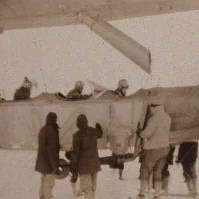 Gondola of aircraft on skis
