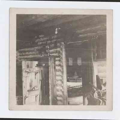 Interior, Shore Cabin at Cedar Lodge