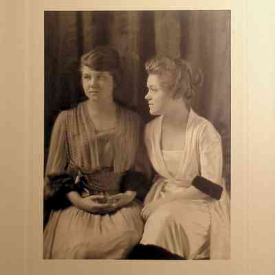 Portrait of Irene and Virginia Seiberling