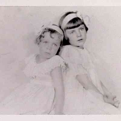 Dorothy Buckler and Mary Gertrude Seiberling