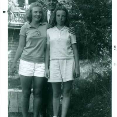 John F. Seiberling, Jr. with sisters Mary and Dorothy Seiberling