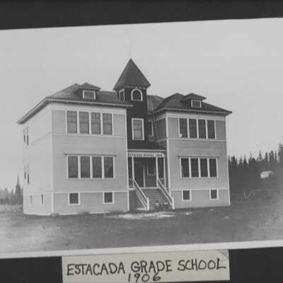 Estacada Grade school 1906