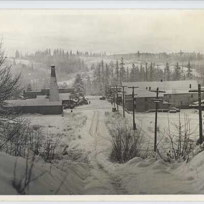 Down town Estacada on snowy day