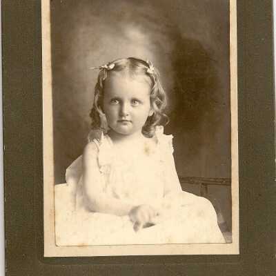 Young Dora Currin