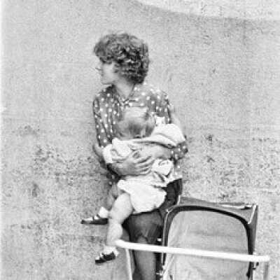 Young Mother and Child, Parnell Square, Dublin