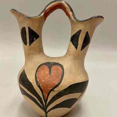 Acoma wedding vase