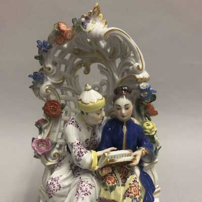 Chinese Lovers in an Arbor