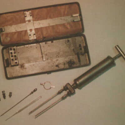 Needle with Accessories