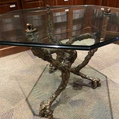 Bronze metal table, in the manner of Giacometti