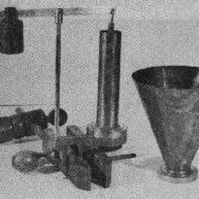 Hydrostatic Paradox