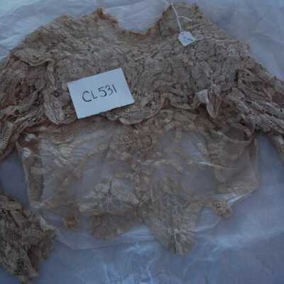 Lace bed jacket