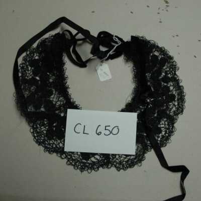 Black lace collar