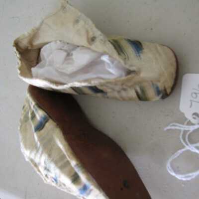 Child's shoes