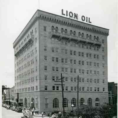 Lion Oil Building in Downtown El Dorado, AR Photograph