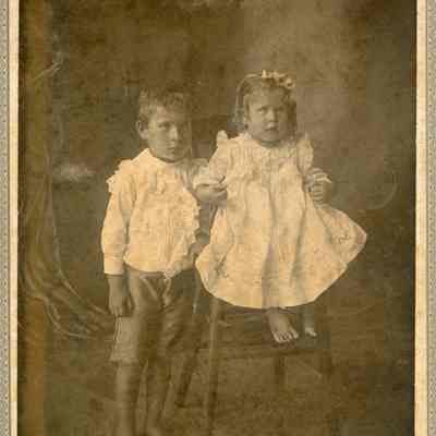 Unidentified Children Photograph in Lipsey Collection