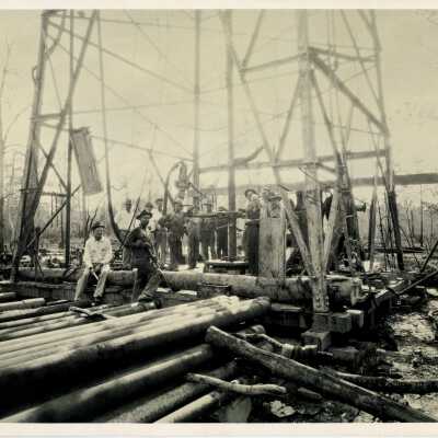 Oil workers: Origsize: 10"X8"; Origformat: Artifact