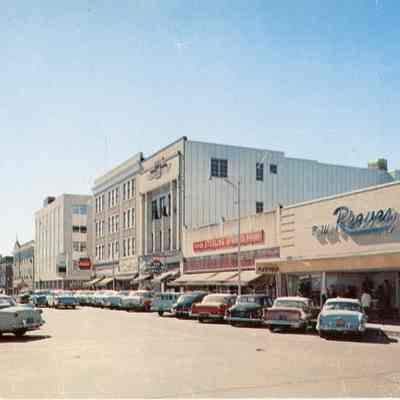 Postcard of Washington Street on the Square in El Dorado, Arkansas