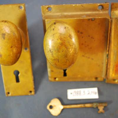 Set, Marine Rim Lock
