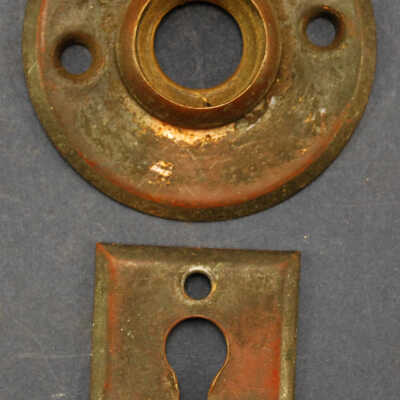 Escutcheon, Rose